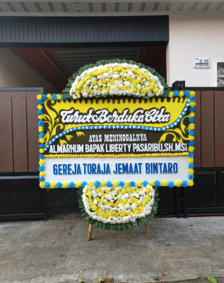 Papan Bunga Duka di Bejen